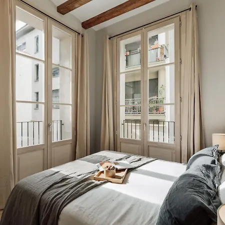 Cesme - 2 Bedrooms And Balcony In Sant Pere Apartamento *